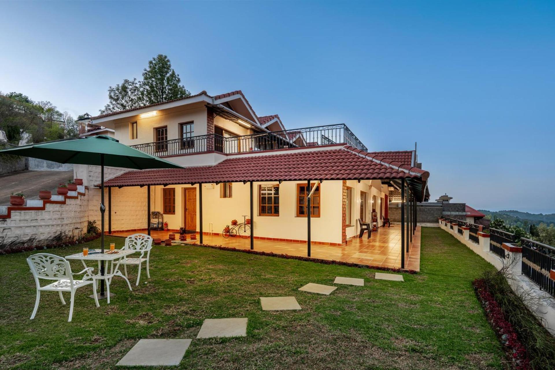 Stayvista At The West Wind 5Bhk Villa Ooty Comp Breakfast Exterior photo