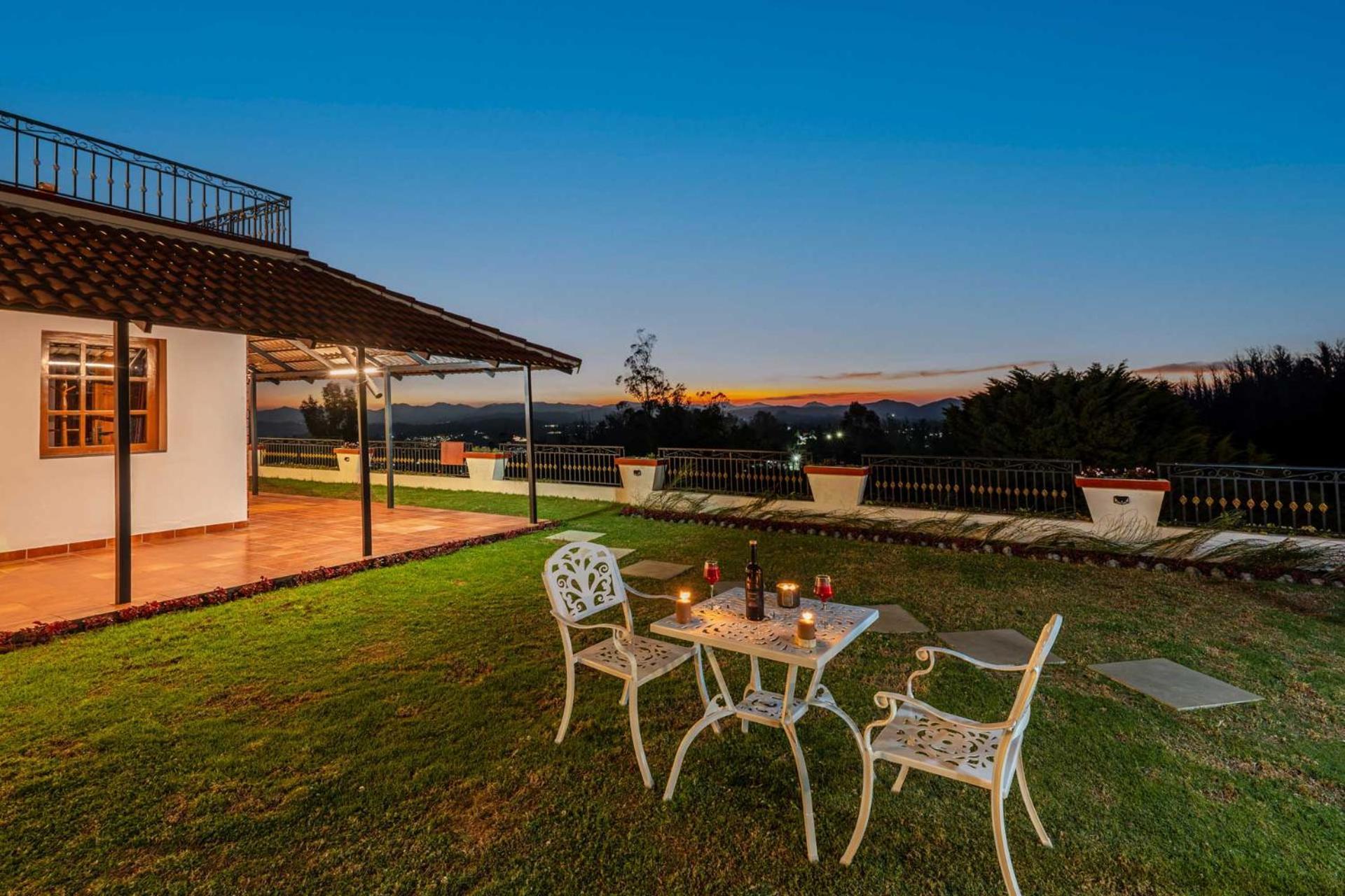 Stayvista At The West Wind 5Bhk Villa Ooty Comp Breakfast Exterior photo